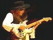 pictfullsailstratocaster.jpg